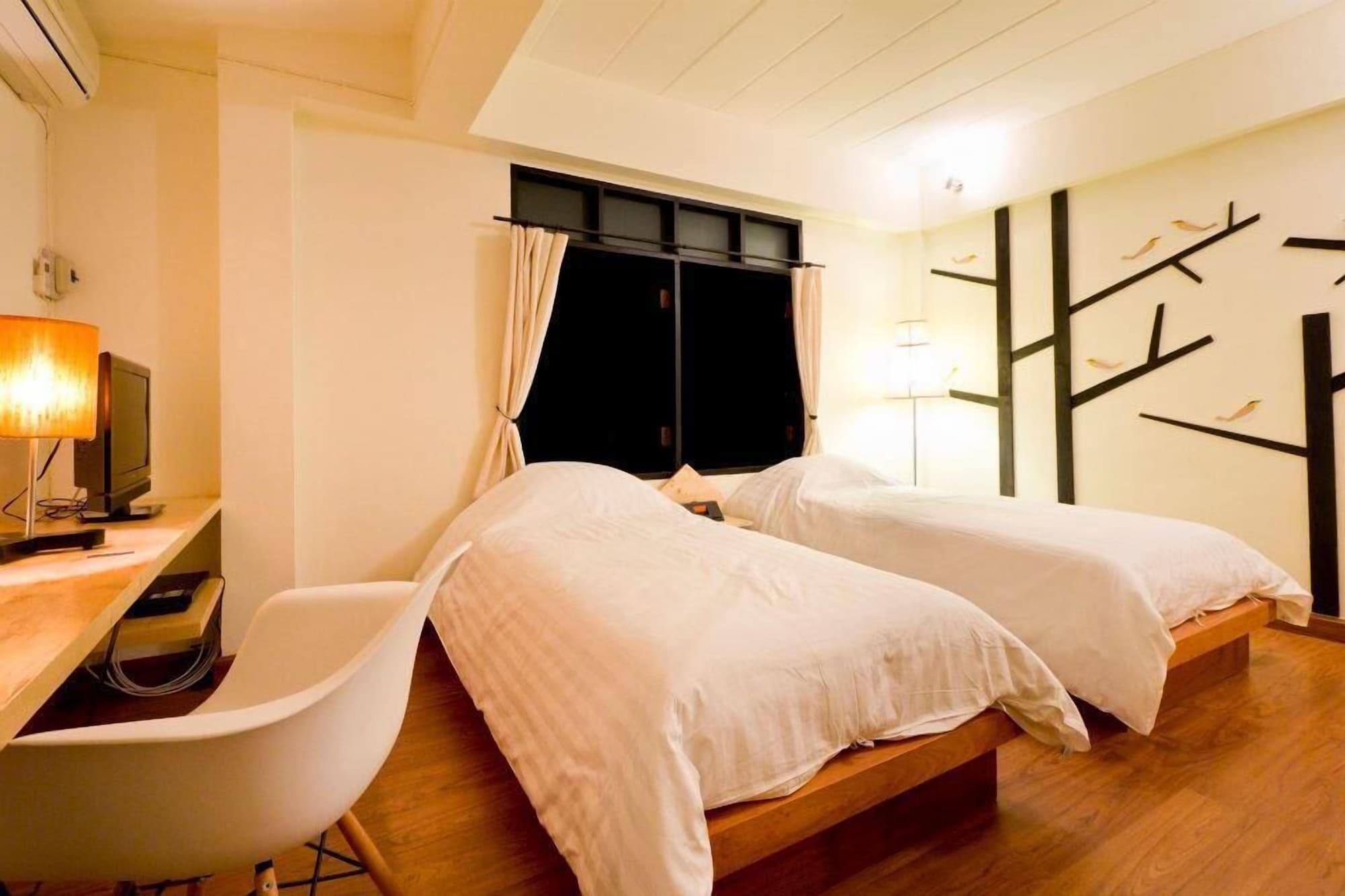 Early Bird Bed & Breakfast (Adults Only) Chiang Mai Ngoại thất bức ảnh