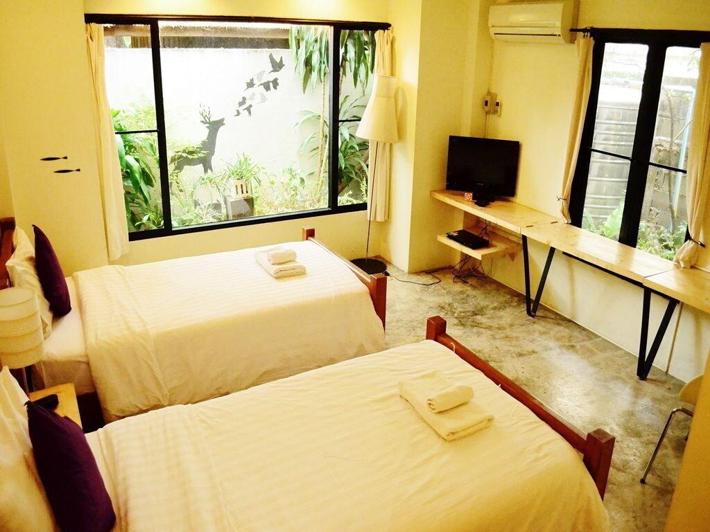 Early Bird Bed & Breakfast (Adults Only) Chiang Mai Ngoại thất bức ảnh