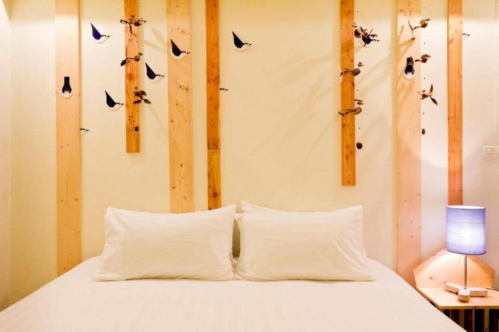 Early Bird Bed & Breakfast (Adults Only) Chiang Mai Phòng bức ảnh